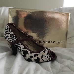 Leopard Print Peep Toe Heels